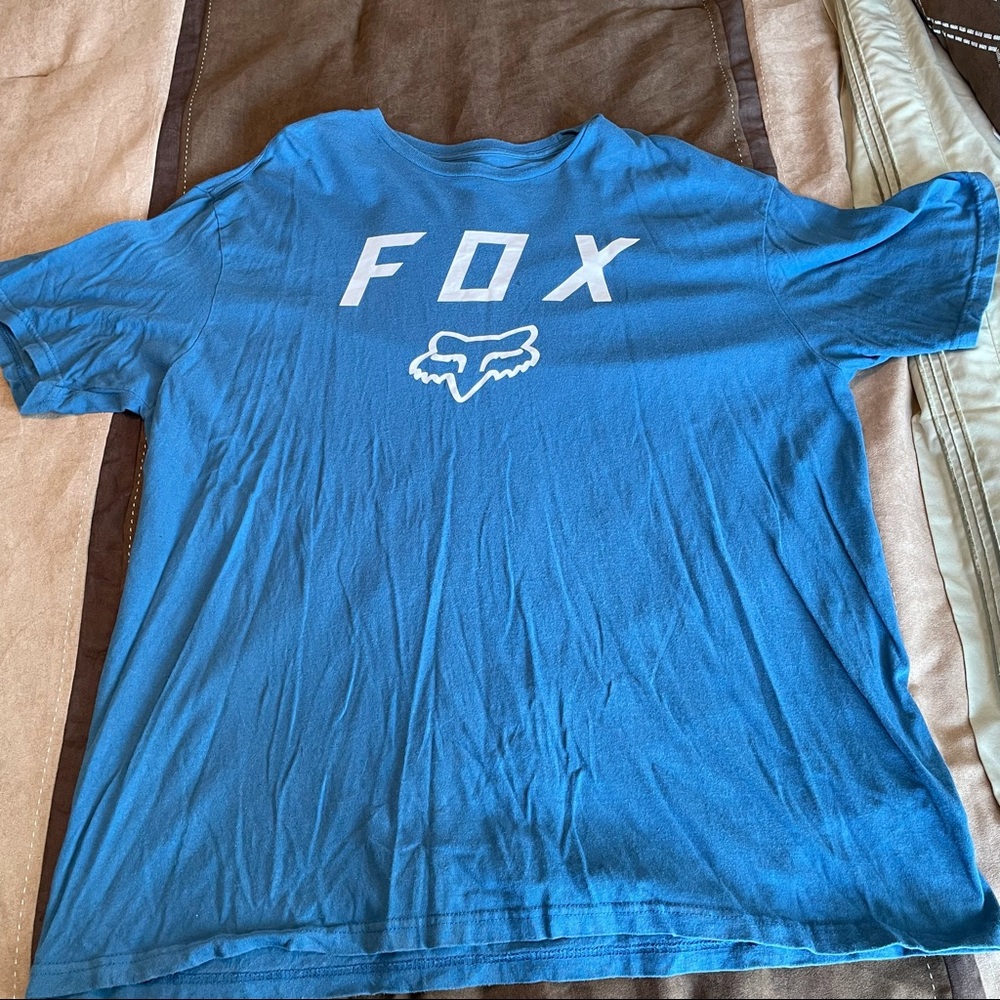 blue fox t-shirt XL